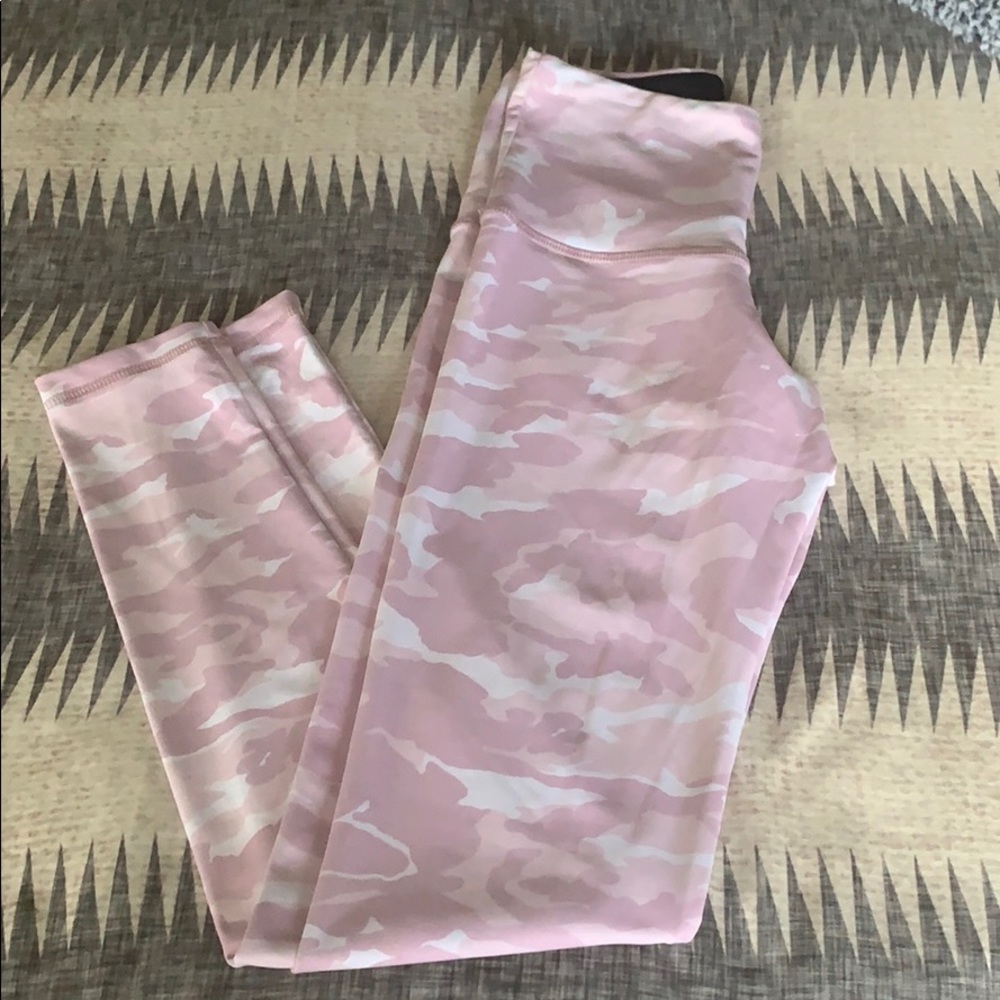 Strut This spandex pink camp leggings